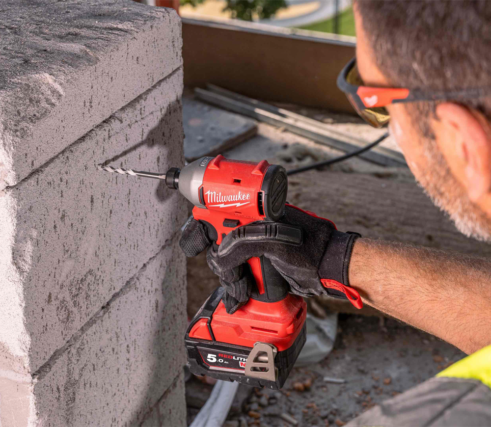 Set de unelte cu acumulator MILWAUKEE M18 BLCPP2B-502C 18V 5Ah-6