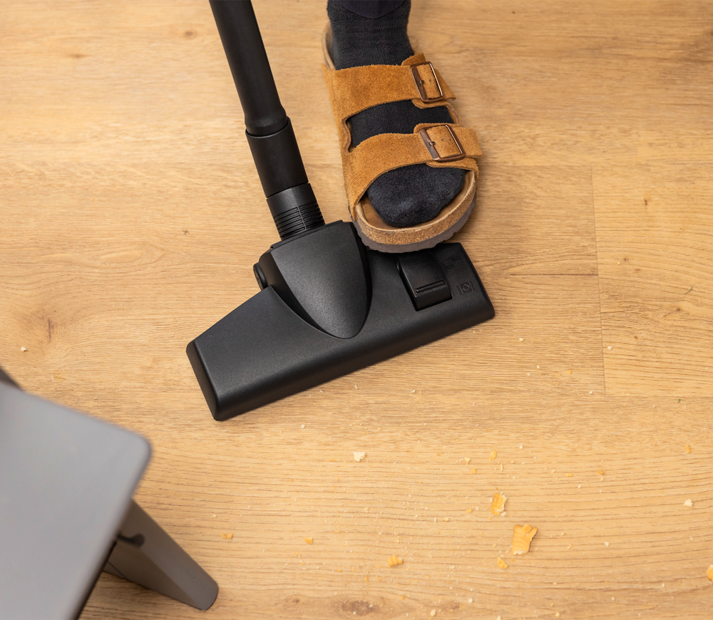 Aspirator cu curațare umedă KARCHER SE 5 1000w 210mbar 4/4L-2