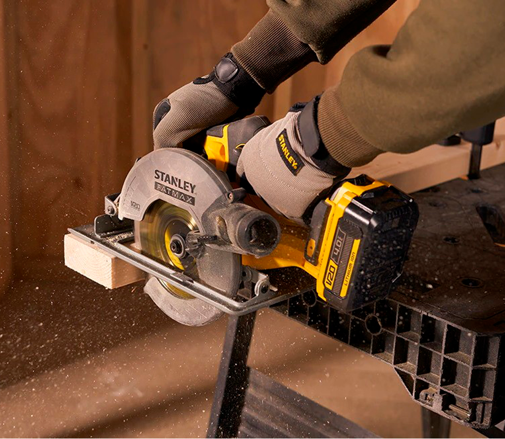 Fierăstrău circular cu acumulator (fără bat) STANLEY SFMCS500B-XJ 165mm 18V-3
