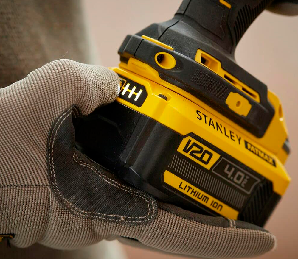 Mașină de înșurubat  cu impact cu acumulator (fără bat) STANLEY SFMCF900B-XJ  450Nm-7
