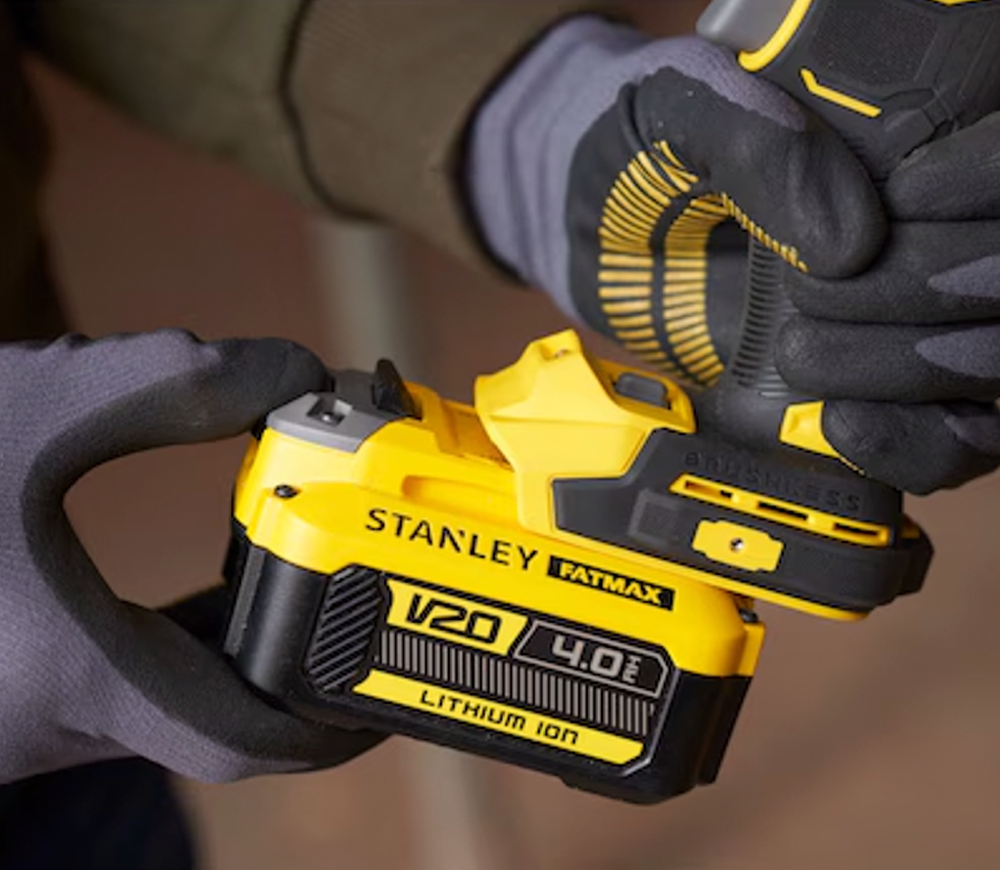 Mașină de înșurubat  cu impact cu acumulator (fără bat) STANLEY SFMCF940B-XJ  949Nm-8