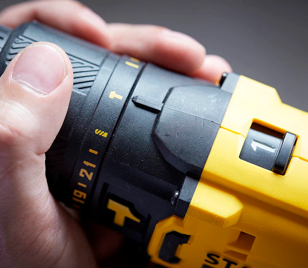 Mașină de înșurubat cu percuție cu acum. STANLEY SFMCD711C2K-QW 18V 1.5Ah-8
