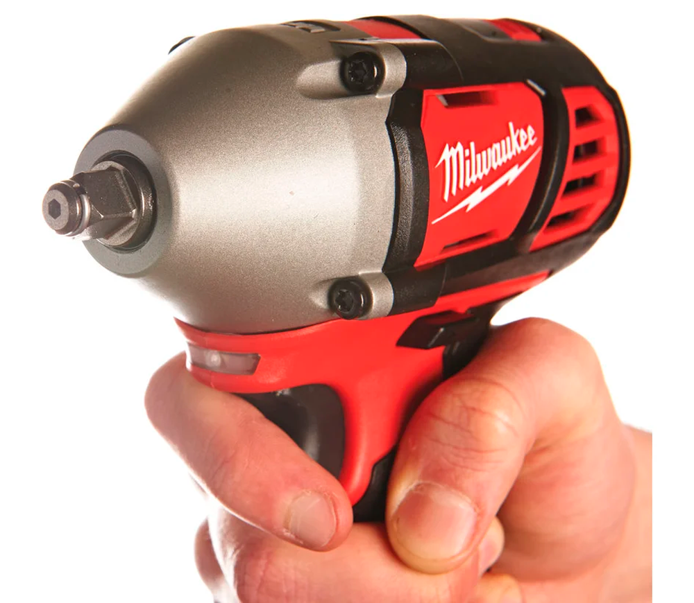 Mașină de inșurubat cu impact cu acumulator (fără bat) MILWAUKEE M18 BIW38-0 210Nm-3