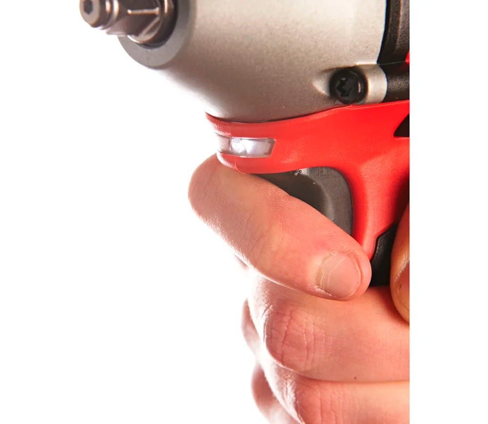 Mașină de inșurubat cu impact cu acumulator (fără bat) MILWAUKEE M18 BIW38-0 210Nm-4