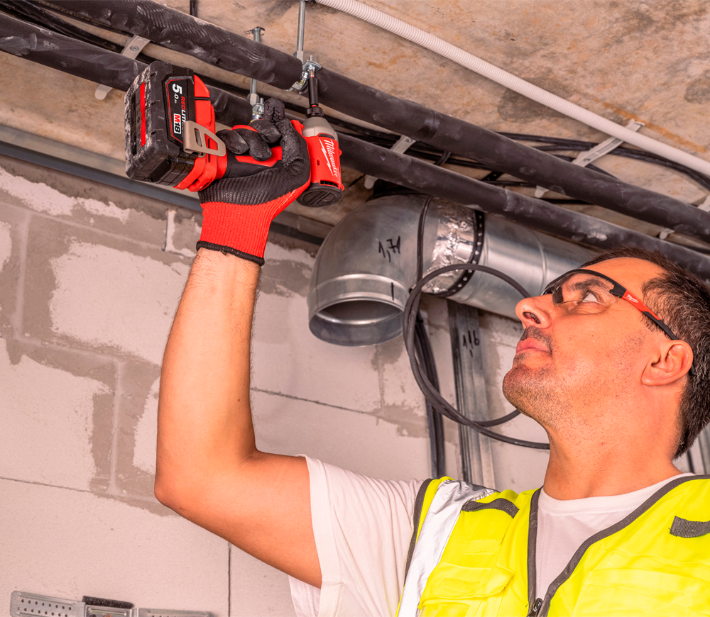Винтовёрт аккумуляторный ударный MILWAUKEE M18 BLIDRC-402C 18В 4Ач-9