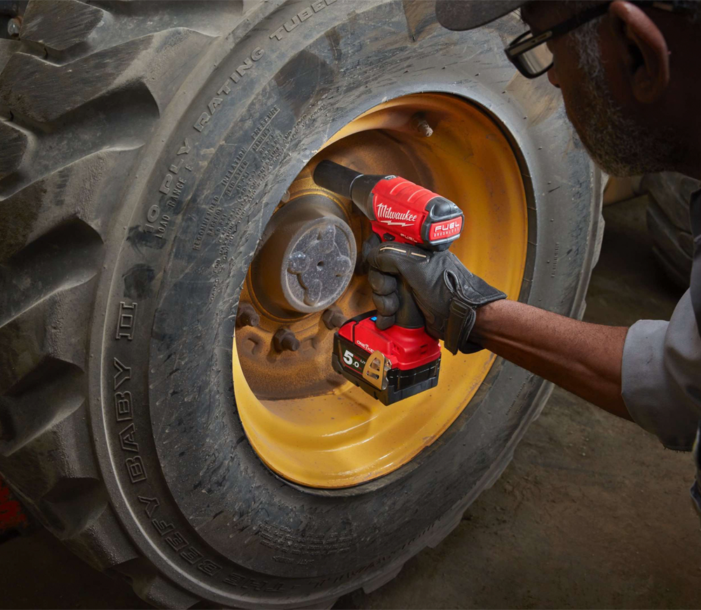 Mașină de înșurubat cu impact cu acumulator (fără bat) 18V MILWAUKEE M18 ONEIWP12-0 300Nm-7
