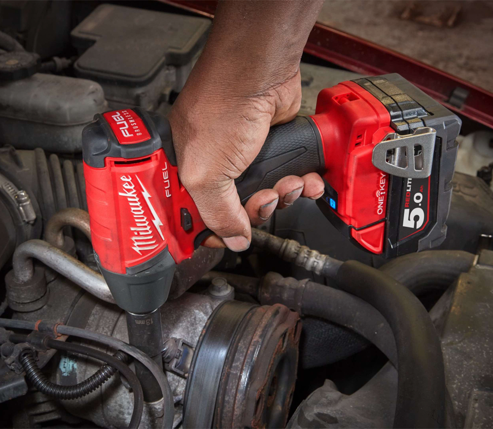 Mașină de înșurubat cu impact cu acumulator (fără bat) 18V MILWAUKEE M18 ONEIWP12-0 300Nm-11