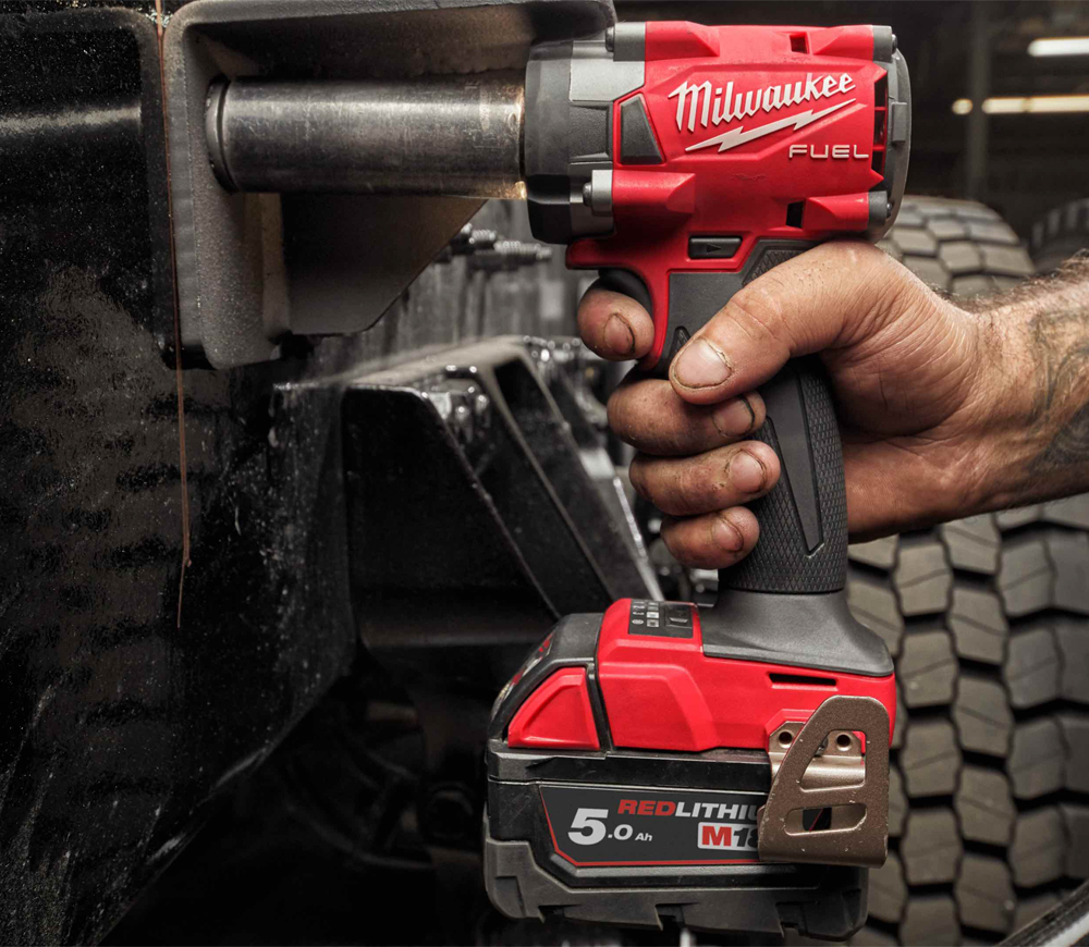 Гайковерт аккумуляторный (без АКБ) 18В MILWAUKEE M18 FIW2P12-0X 339Нм-7