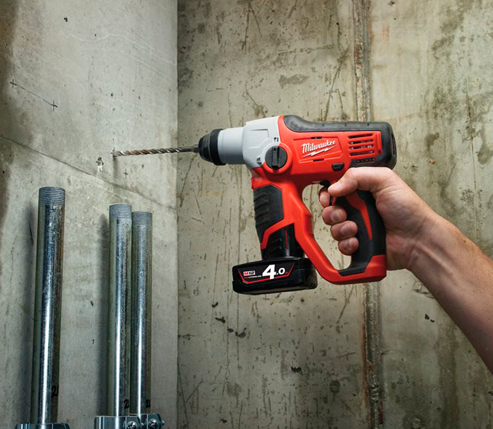 Перфоратор аккумуляторный (без АКБ) MILWAUKEE M12 H-0 0.9Дж 12В-6