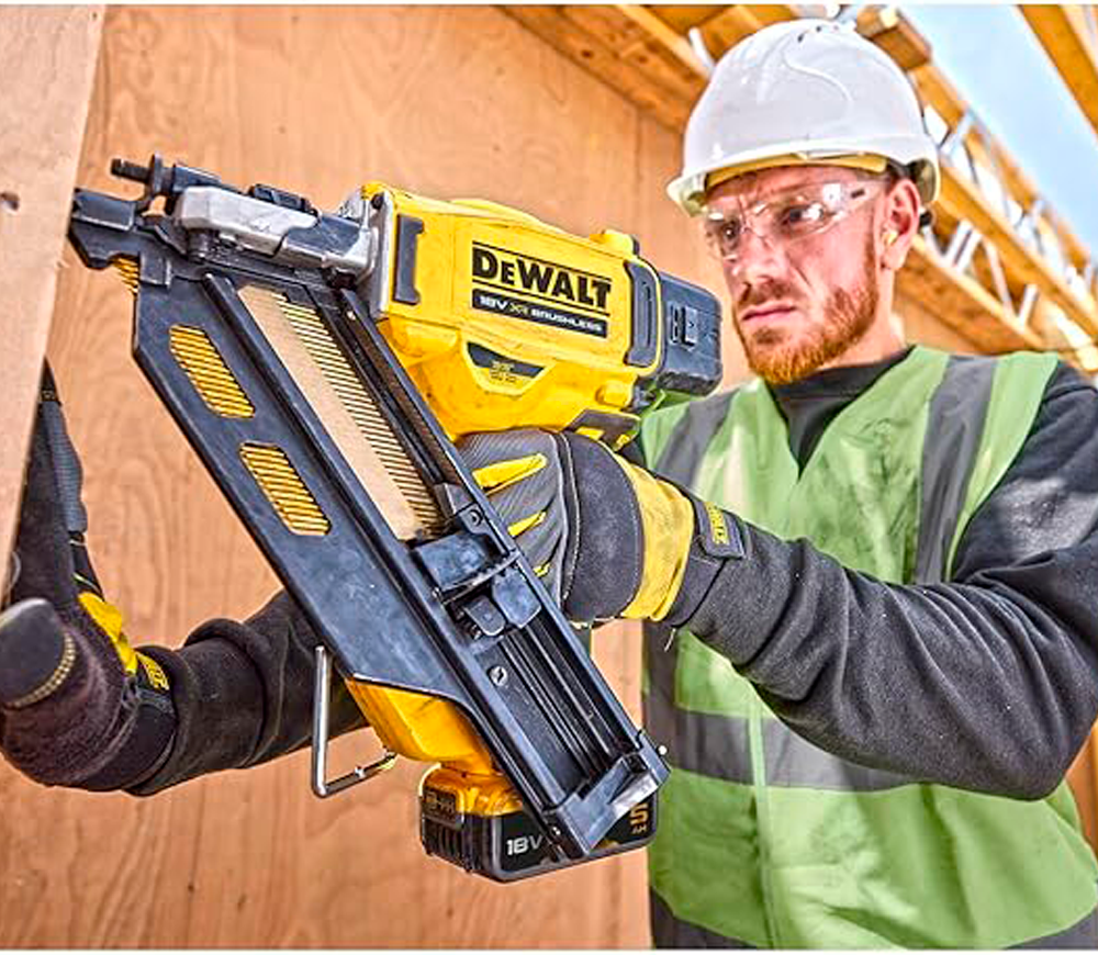 Степлер аккумуляторный (без АКБ) DEWALT DCN930N-XJ 120уд/мин 18В-4