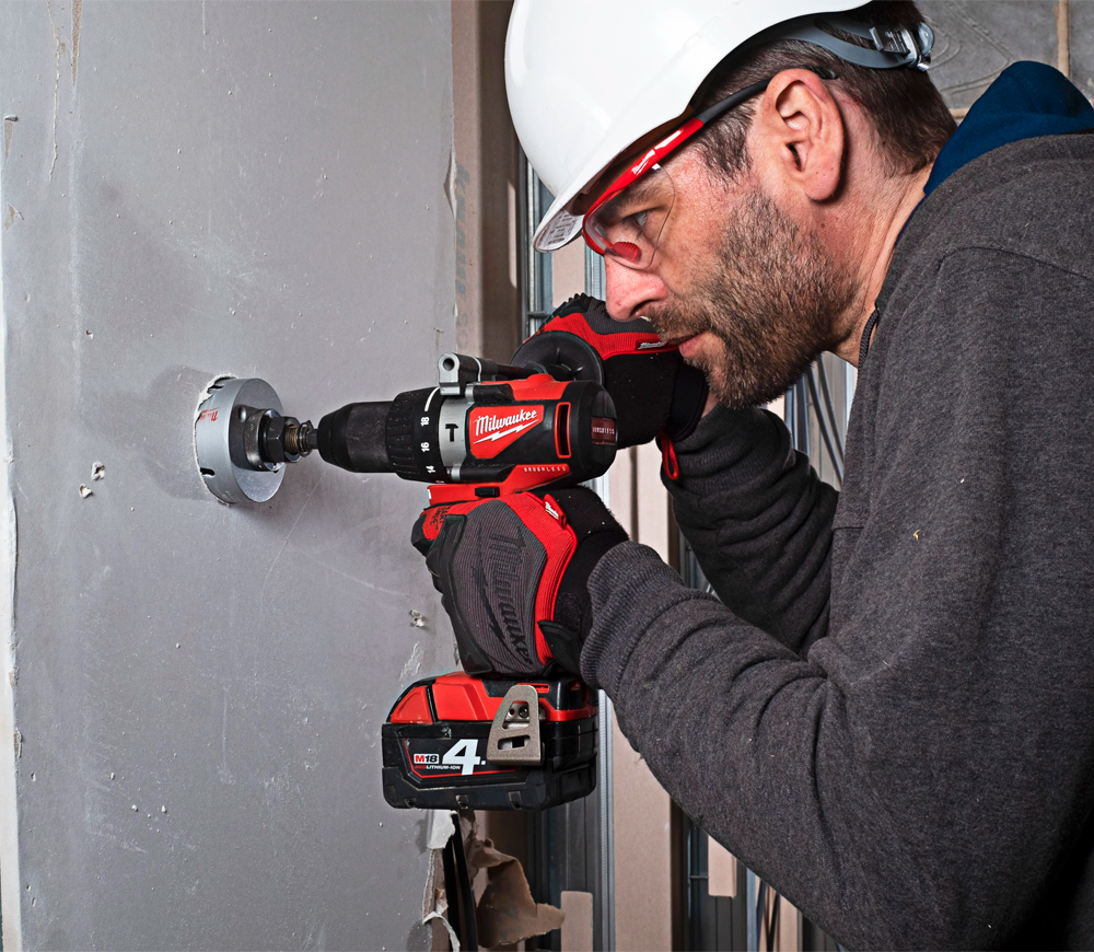 Mașină de înșurubat cu percuție cu acum. (fără bat) MILWAUKEE M18 BLPD2-0X 18V-11