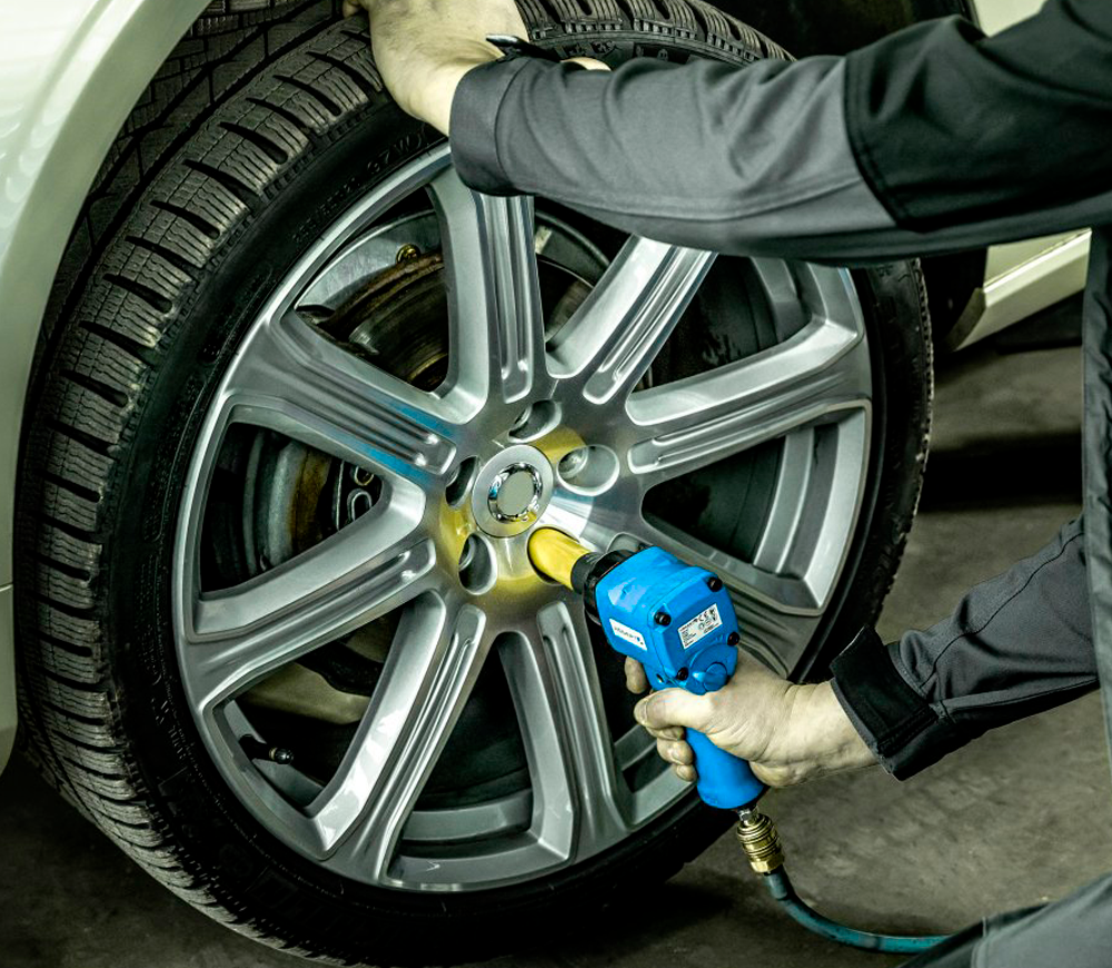 Пневматический ударный гайковерт HOEGERT HT4R621 1000Нм 8500об/мин-3