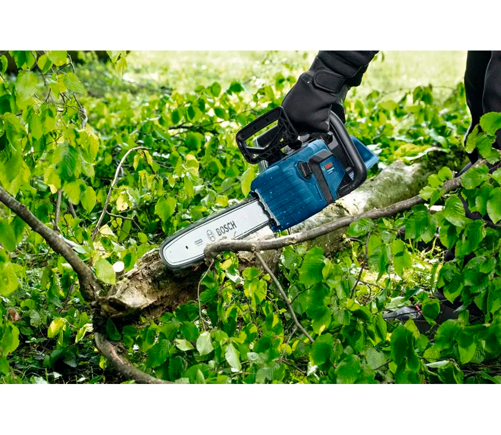 Fierăstrău cu lanț cu acumulator (fără bat) BOSCH GKE 18V-40 400mm 18V-7
