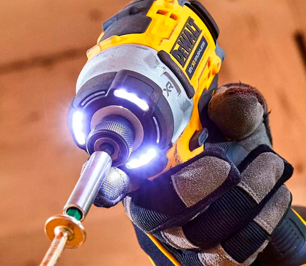 Набор аккумуляторных инструментов DEWALT DCK2200H2T-QW-5