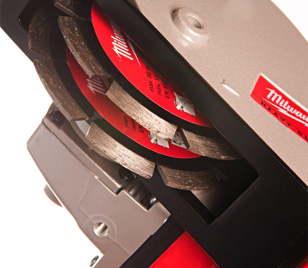Mașină de tăiat canale MILWAUKEE WC E30 1500w-2