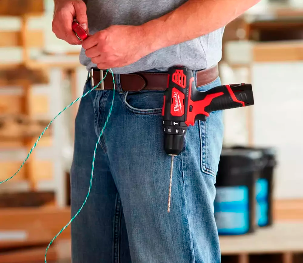 Mașină de înșurubat cu percuție cu acum. MILWAUKEE M12 BPDMC-202C 12V 2Ah-8