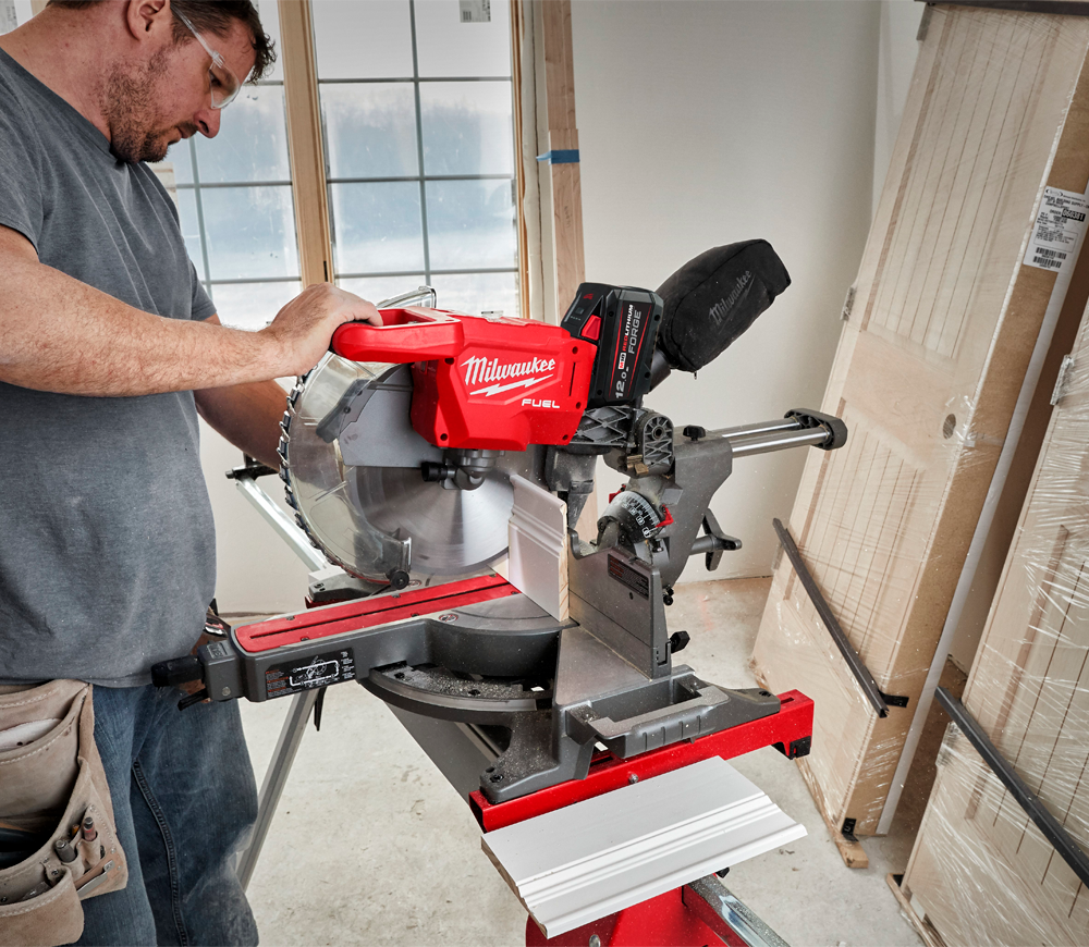 Fierăstrău  circular staționar cu acum 18V 12Ah MILWAUKEE M18 FMS305-121 305mm-5