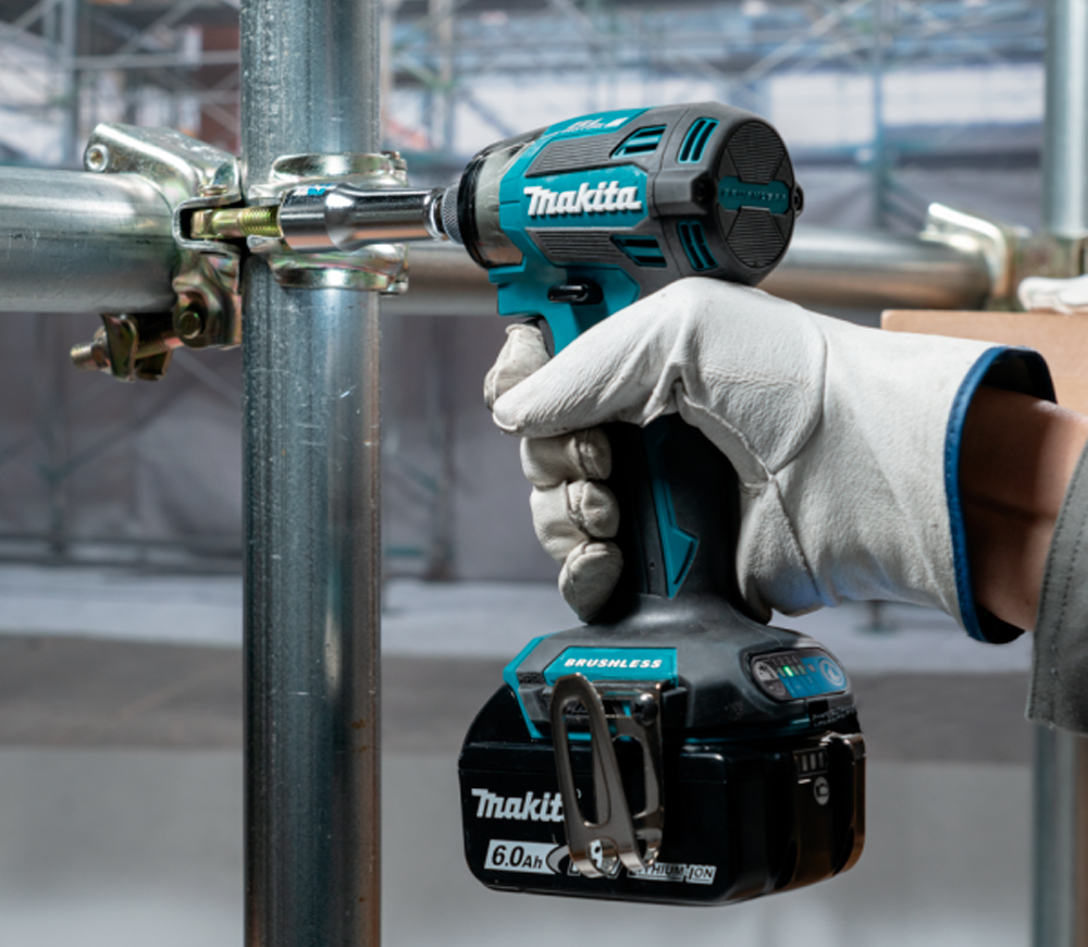 Șurubelnița cu acumulator сu impact (fără bat.) MAKITA DTD173Z 18V-7