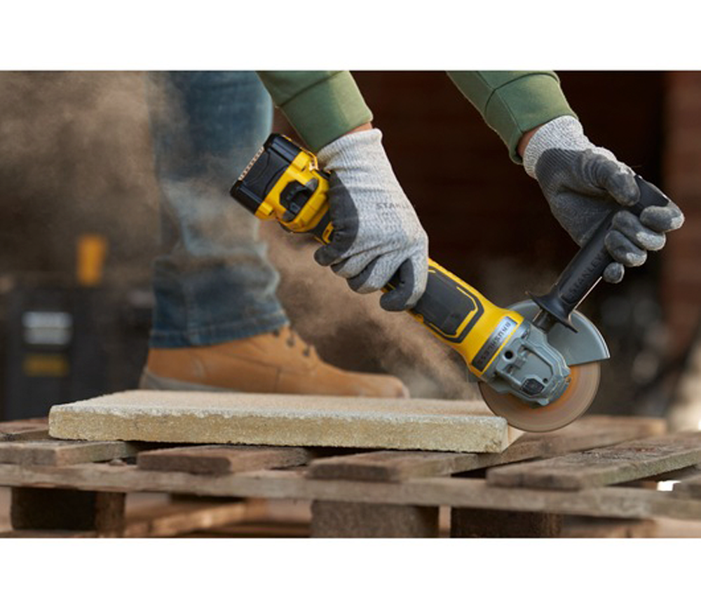 Угловая шлифмашина аккумуляторная STANLEY SFMCG700M2K-QW 125мм 18В 4Ач-5