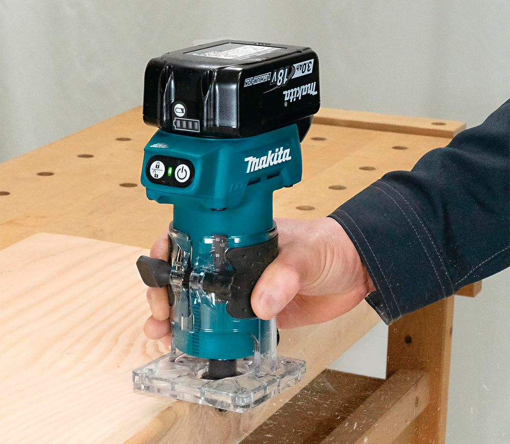 Mașină de frezat cu acumulator (fără bat) MAKITA DRT52Z  18V-10