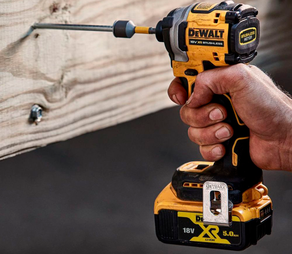Set de unelte cu acumulator DEWALT DCK2050H2T-QW-8
