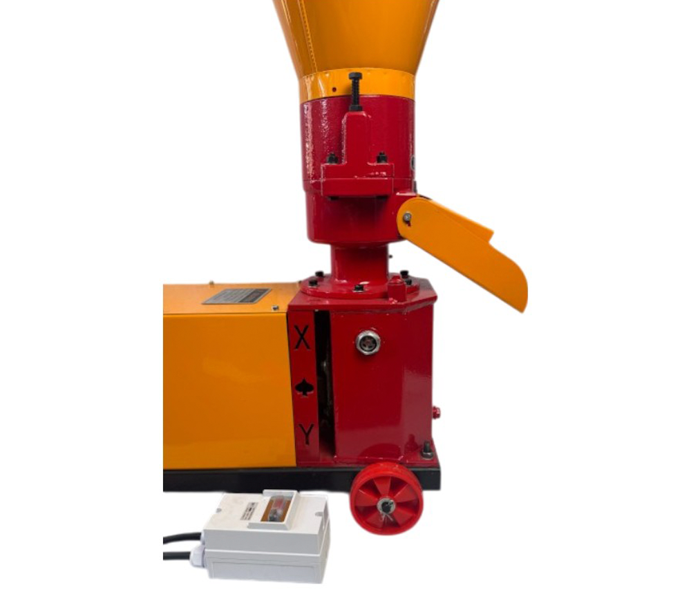 Granulator de furaje Demetra DM-140PRO 3000w 120kg/h-6