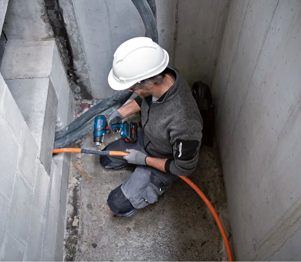 Suflantă de aer cald cu acum. (fără bat) BOSCH GHG 18V-50 500°C-4