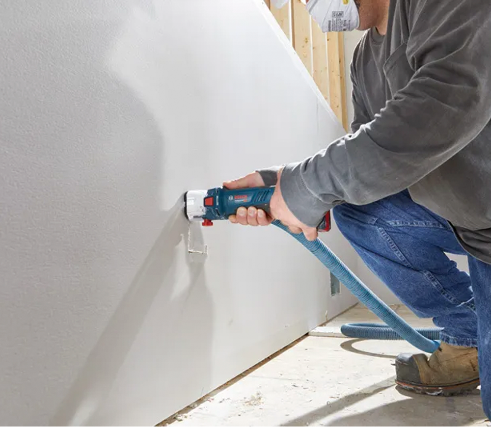 Фрезер по гипсокартону BOSCH GCU 18V-30 (Solo) 18В-3