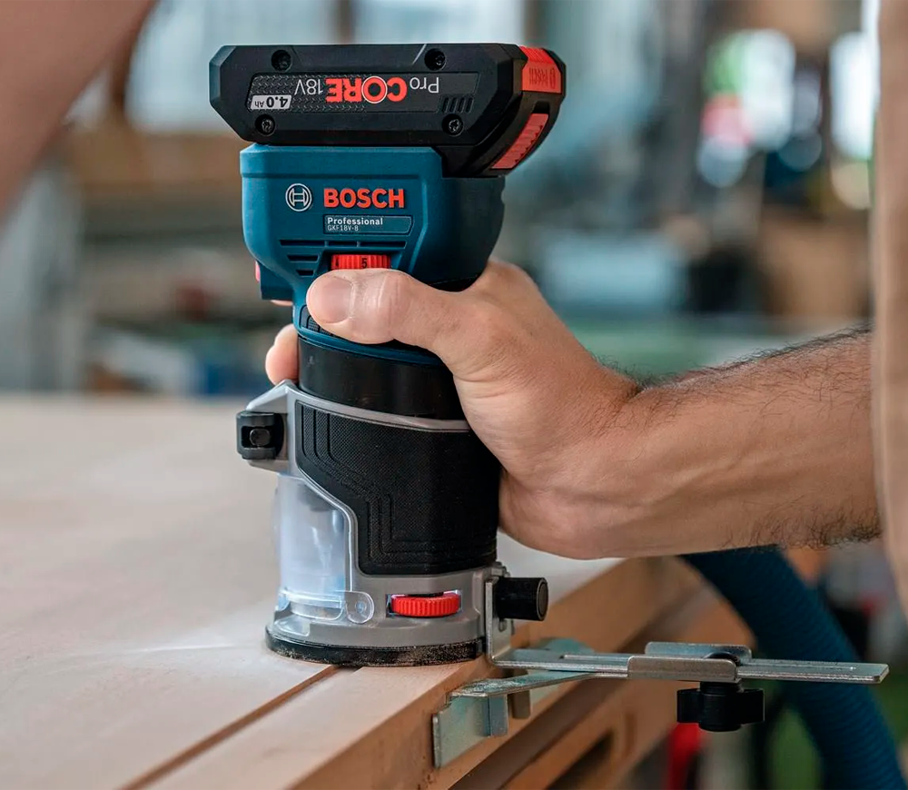 Mașină de frezat cu acumulator BOSCH GKF 18V-8 (Solo) 18V-4