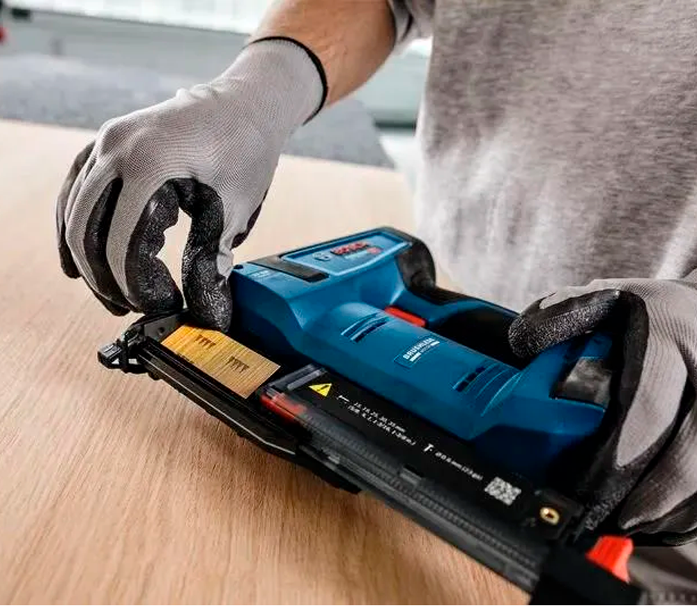 Ciocan de bătut cuie cu acumulator BOSCH GNH 18V-35 18V-2