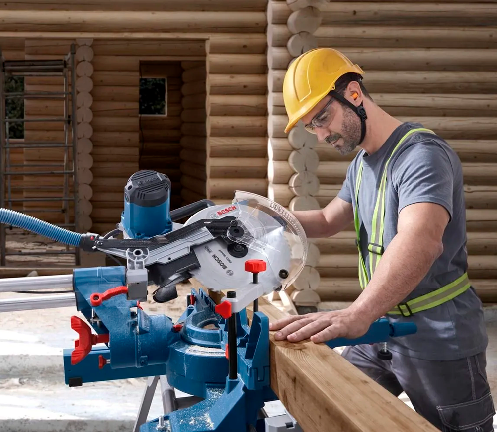 Торцовочная пила BOSCH GCM 340-305 D Professional 1800вт 305мм-7