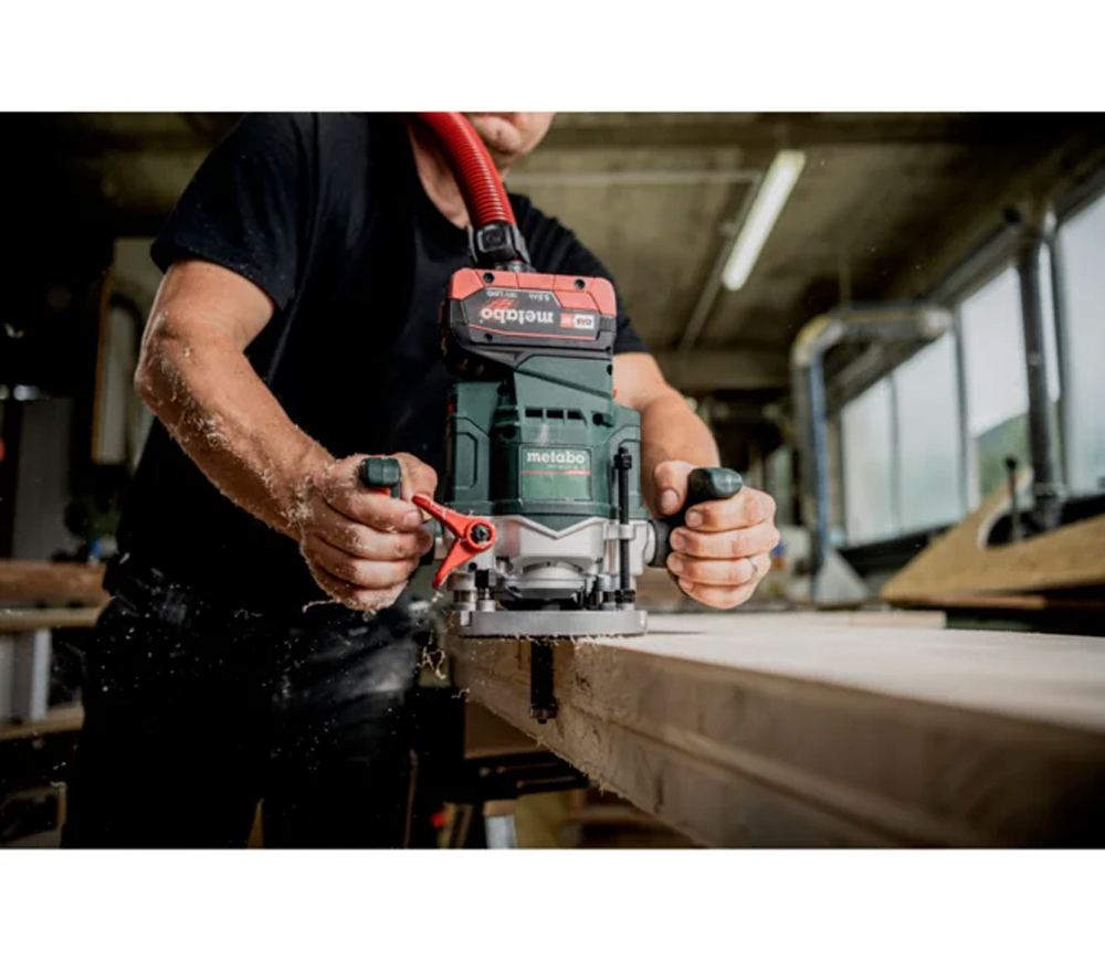Фрезер аккумуляторный (без АКБ) METABO OFV 18 LTX BL 12 18В-4