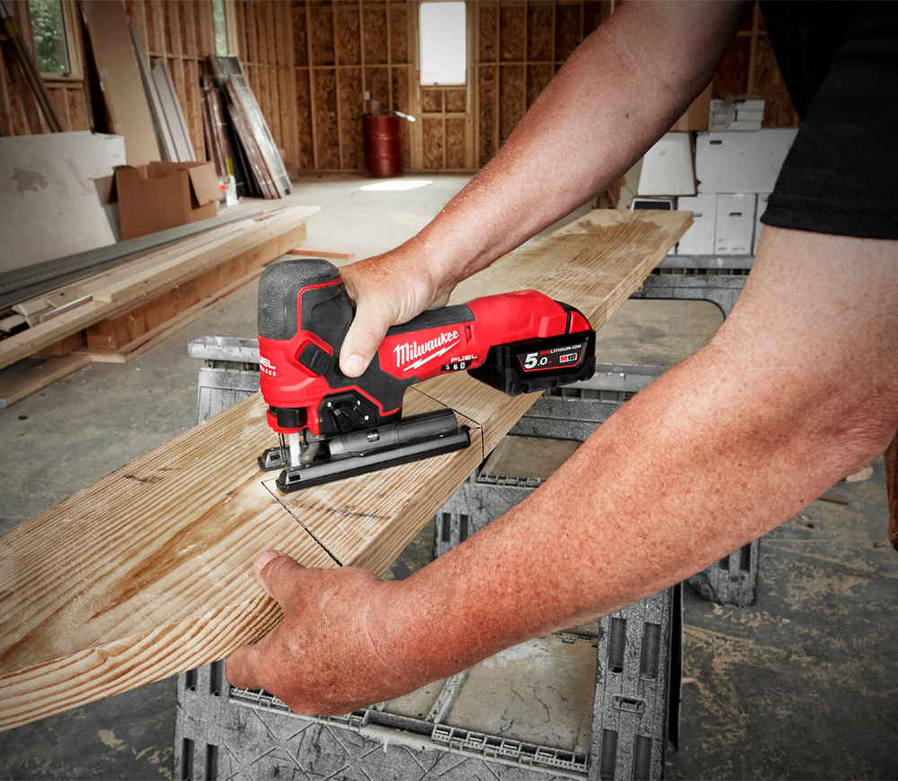Fierăstrău pendular cu acumulator MILWAUKEE M18 FBJS-0X 18V-3