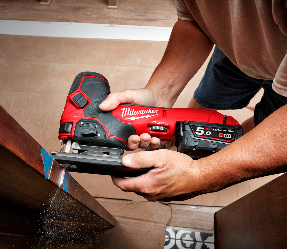 Fierăstrău pendular cu acumulator MILWAUKEE M18 FBJS-0X 18V-5