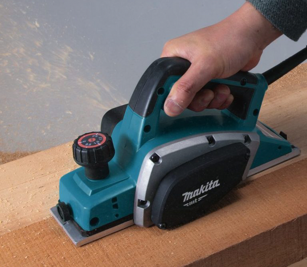 Rindea electrică MAKITA M1901B 500w 82mm-2