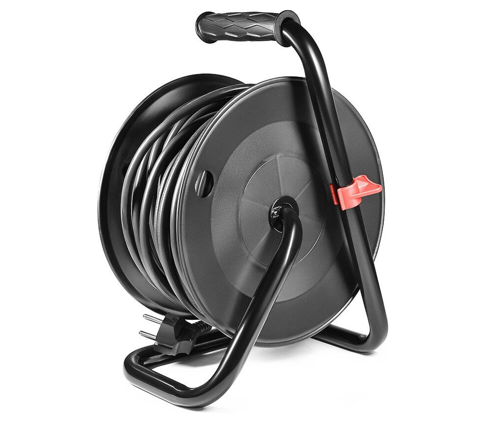 Удлинитель на катушке 25м STARK CRP 1525-P-4
