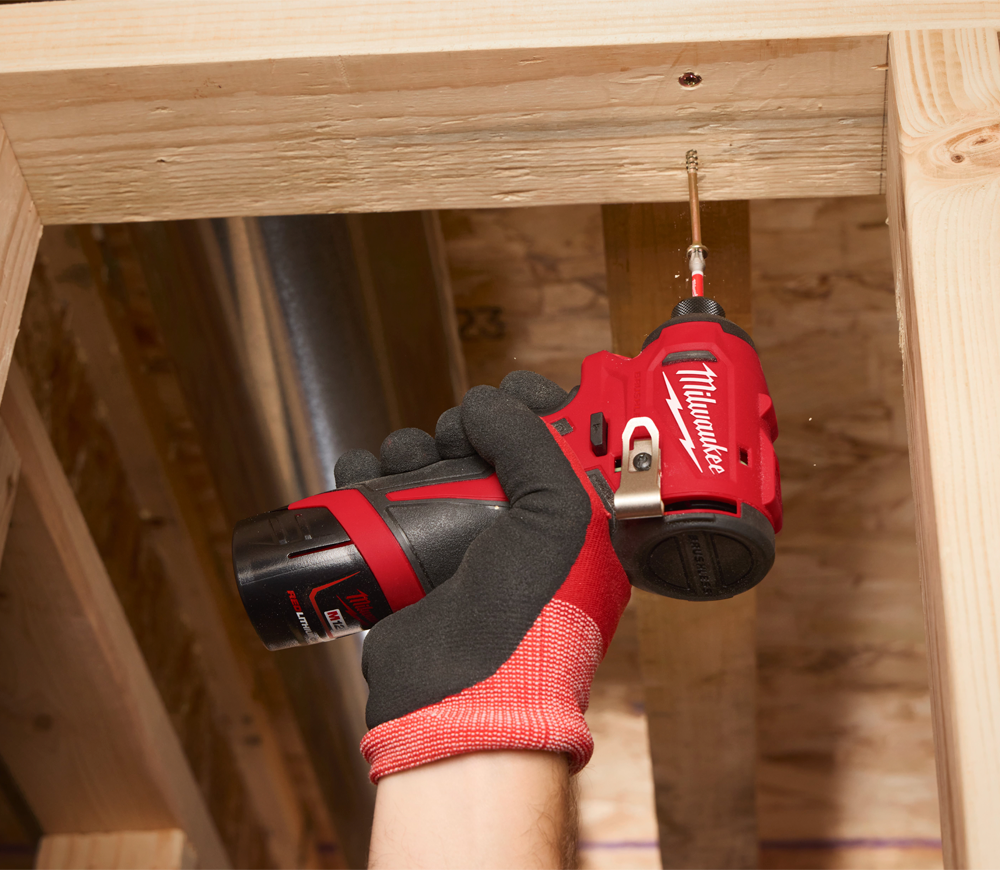 Șurubelnița cu acumulator сu impact MILWAUKEE M12 BLIDRC-202C 12V 2Ah-6