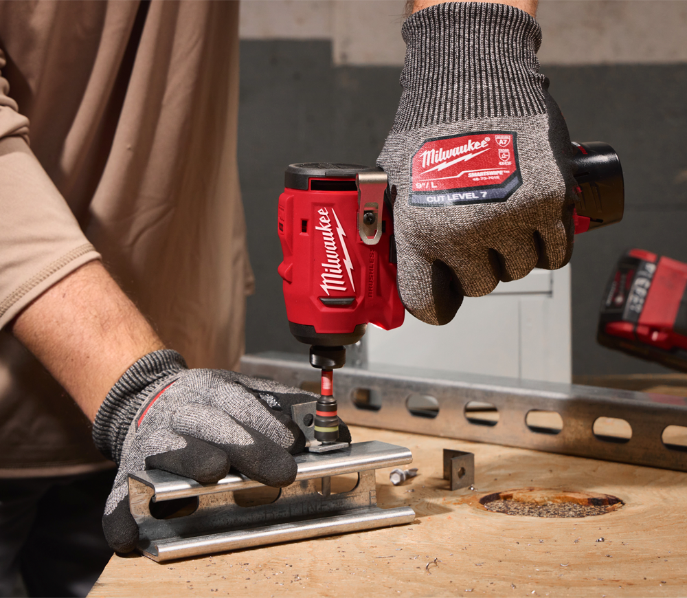 Șurubelnița cu acumulator сu impact MILWAUKEE M12 BLIDRC-202C 12V 2Ah-7
