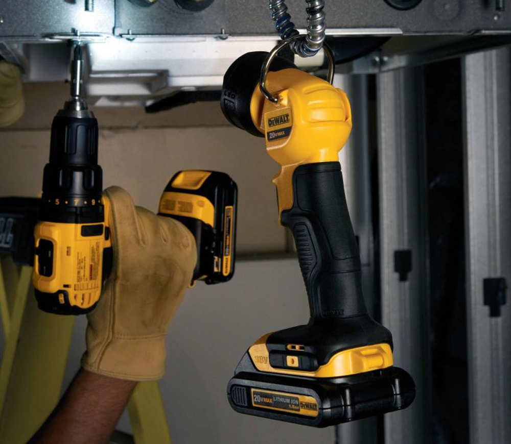 Lanternă construcții cu acumulator DEWALT DCL040-XJ 110lm 18V-8