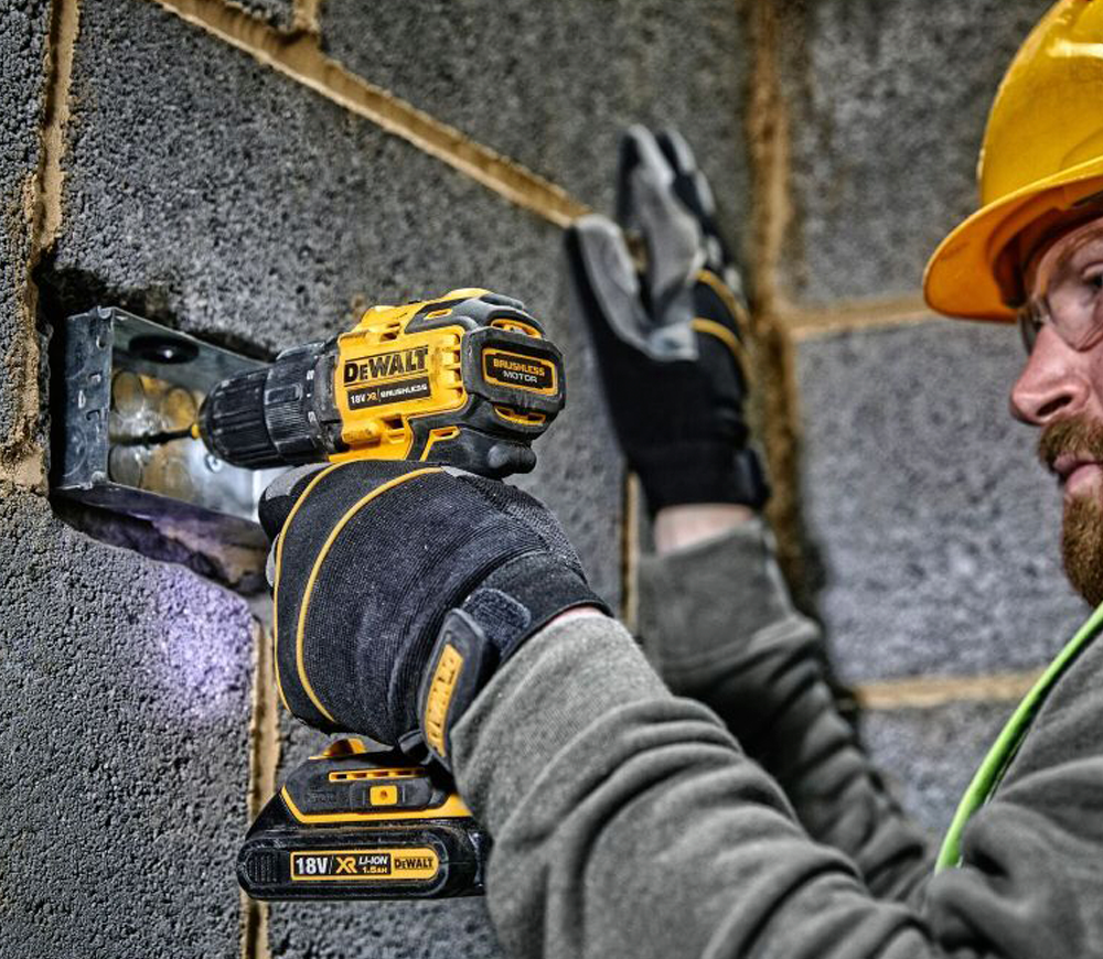 Mașină de înșurubat cu acumulator DEWALT DCD708S2T 18V 1.5Ah-8