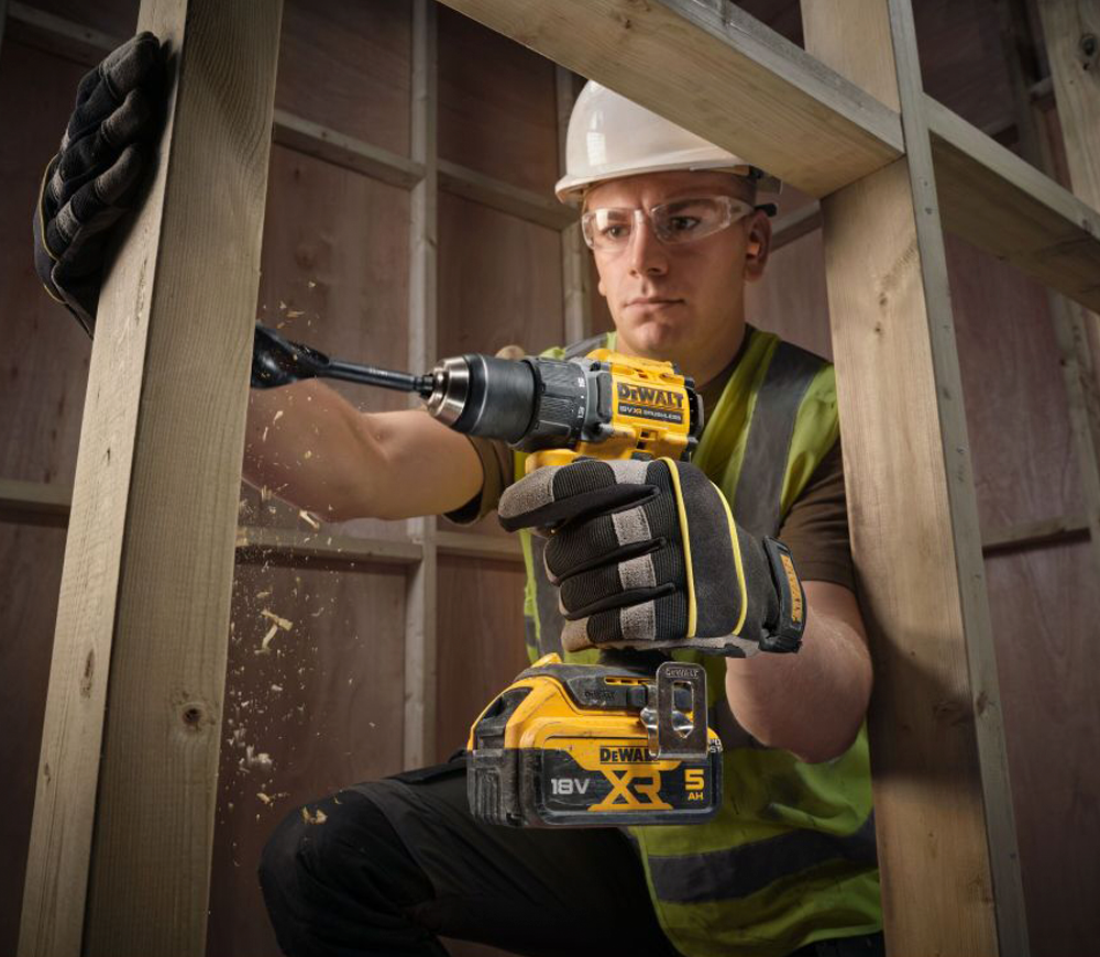 Mașină de înșurubat cu acumulator (fără bat.) DEWALT DCD794NT-XJ 18V-8