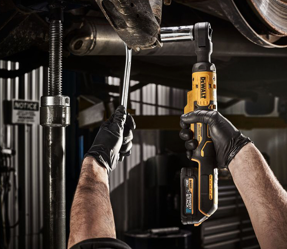 Cheie cu clichet fără fir (fără bat) DEWALT DCF512N-XJ 18  95Nm-8
