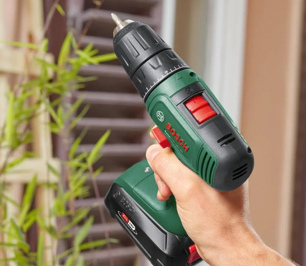 Mașină de &icirc;nșurubat cu acumulator BOSCH EasyDrill 18V-40 18V 2Ah-2