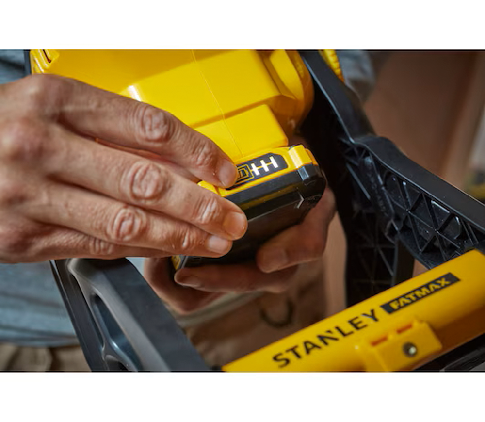 Lanternă construcții cu acumulator (fără bat) STANLEY SFMCL030B-XJ 650/1825lm 18V-2