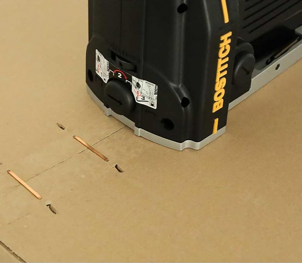 Степлер аккумуляторный BOSTITCH DSA-3519-E  12В 1.5Ач-4